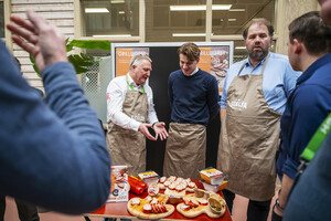 Barbecoa kruidt bij met nieuwe sauzen, rubs en m&eacute;langes
