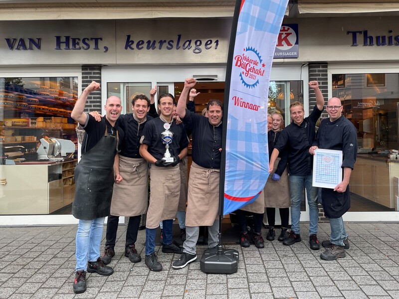 Keurslager Van Hest wint Lekkerste Bal Gehakt 2021