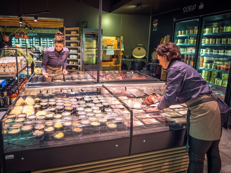 EIGEN VARKENSVLEES IN EIGEN WINKEL
