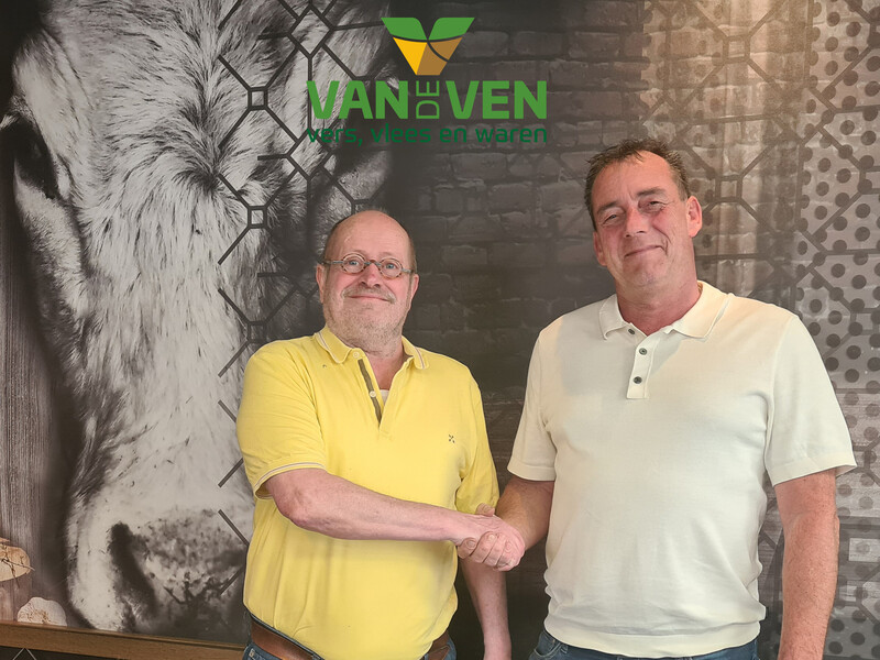 Van de Ven neemt Jo Mertens in Roermond over