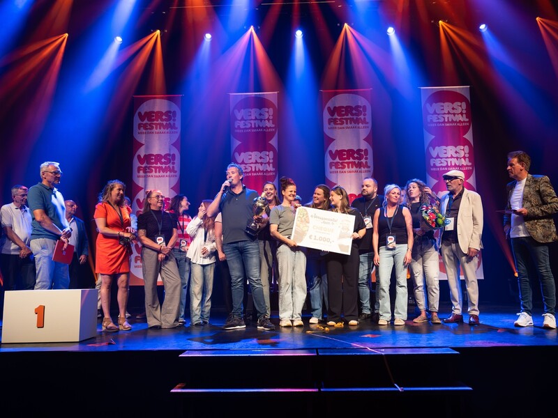 Vijf versspecialisten bekroond tijdens feestelijk VERS! Festival